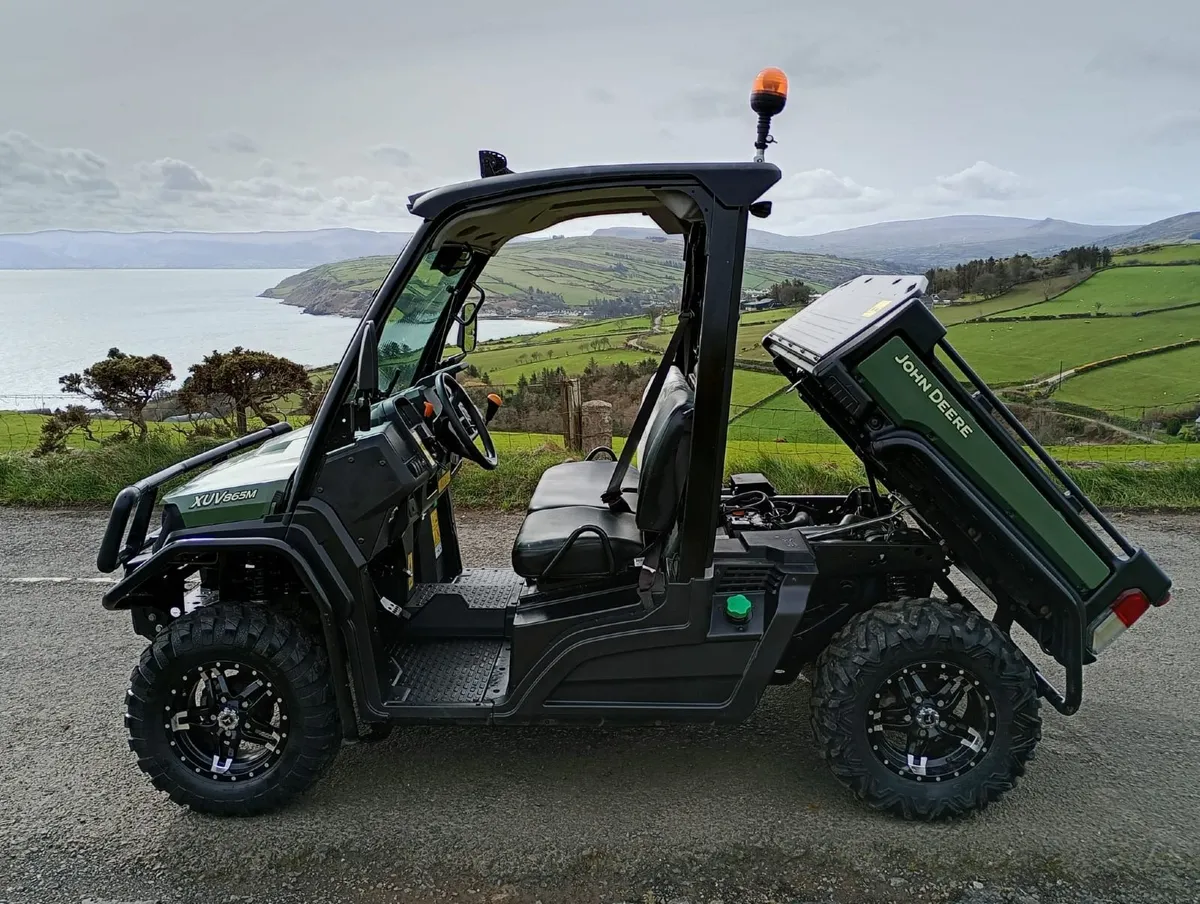 John Deere Gator 865M - Image 4