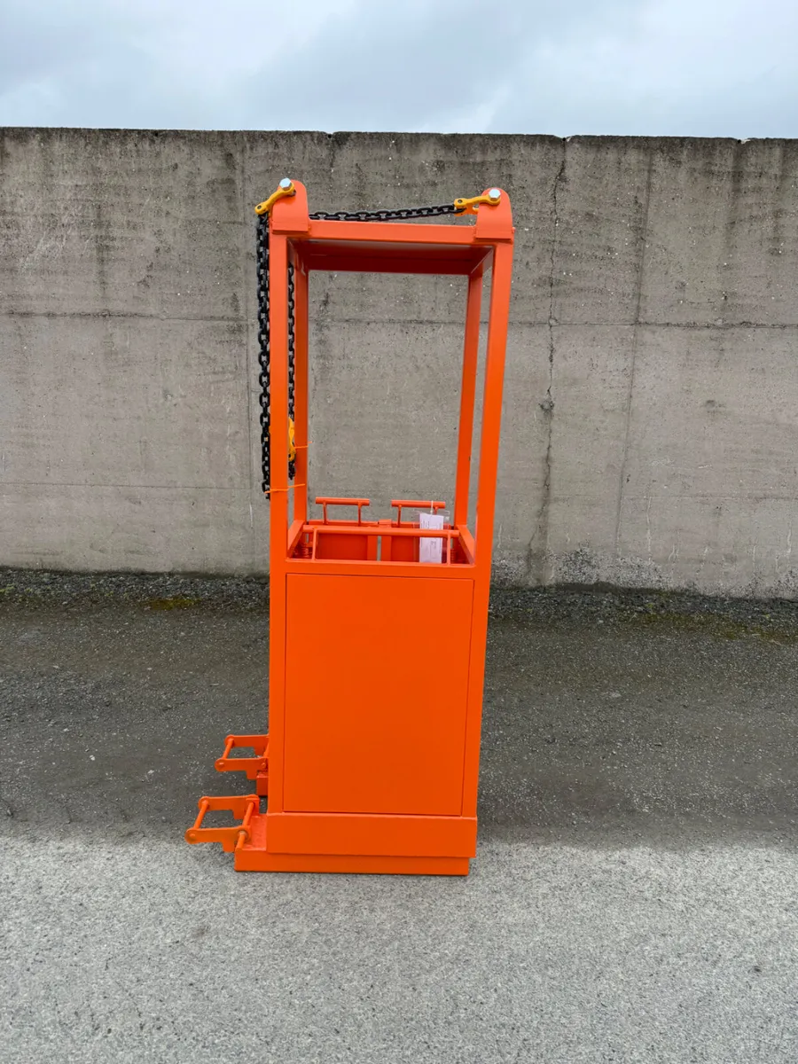 Crane Cage - Image 4