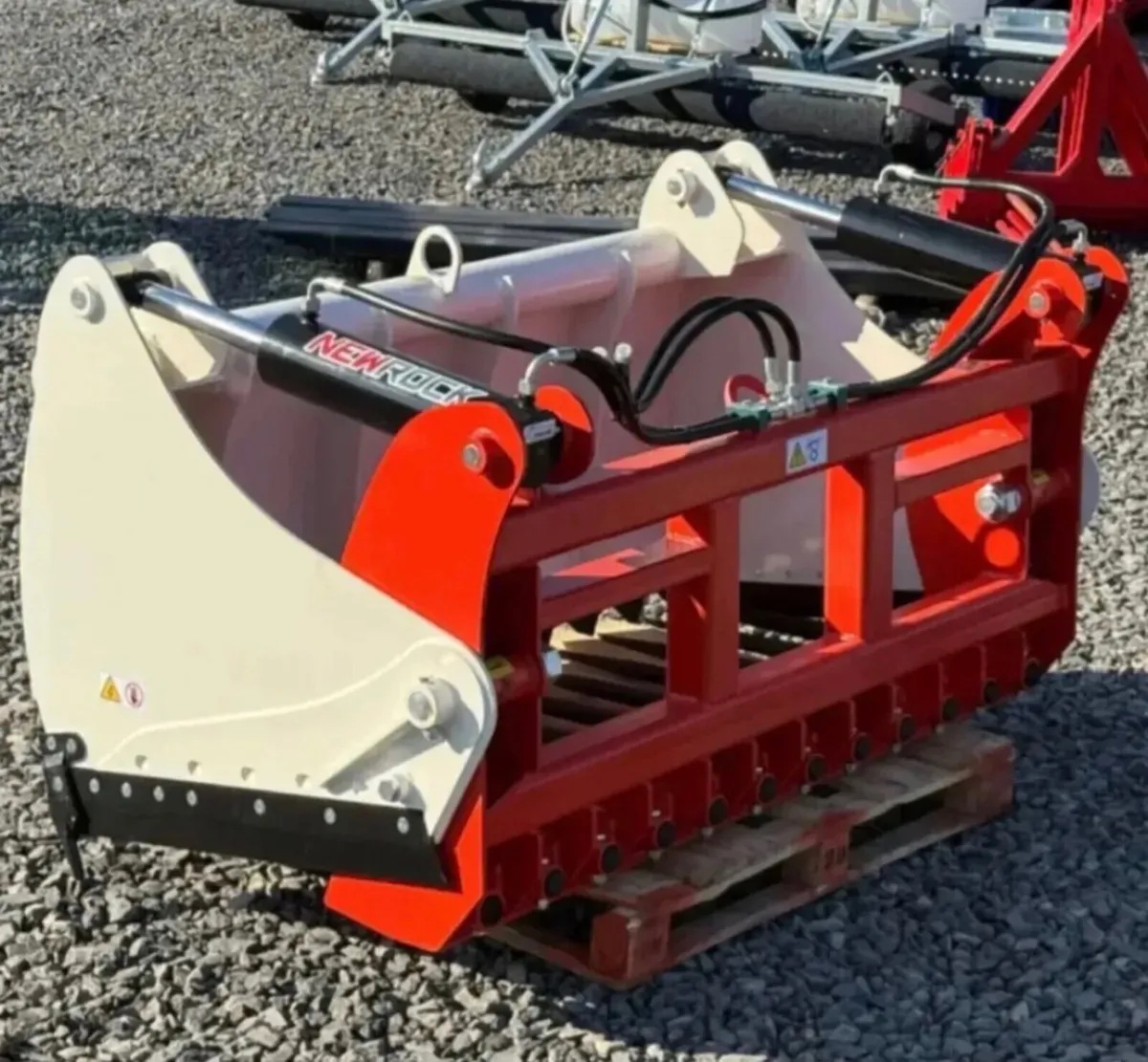 NEWROCK SERIES 2 SHEAR GRABS - Image 2