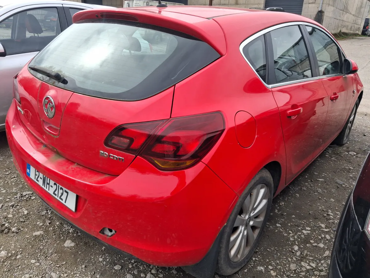 2012 Opel Astra Elite parts - Image 4