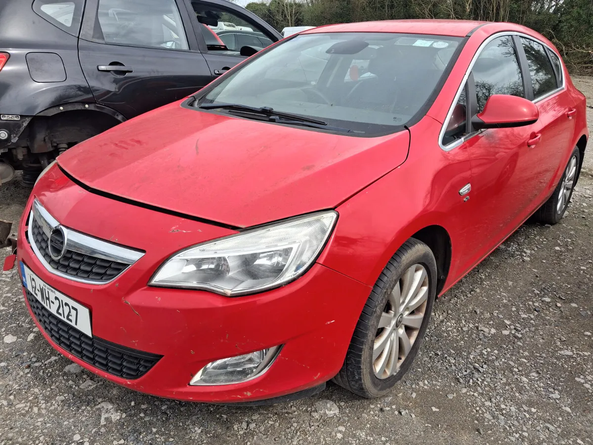 2012 Opel Astra Elite parts - Image 2