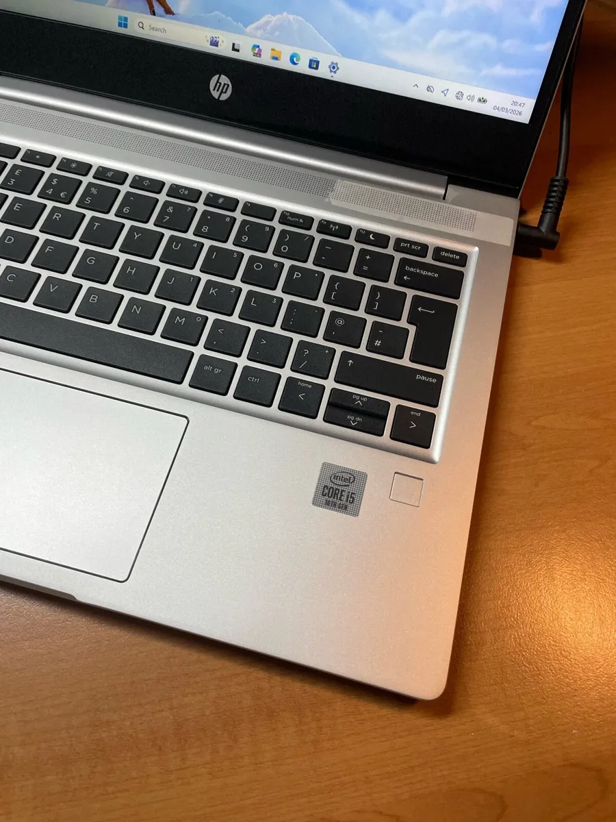 Hp laptop i5 pro 10gen 8/256 win 11 pro - Image 2