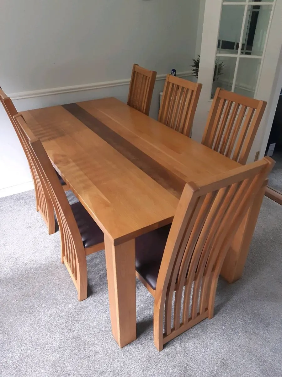 Table & Chairs - Image 1