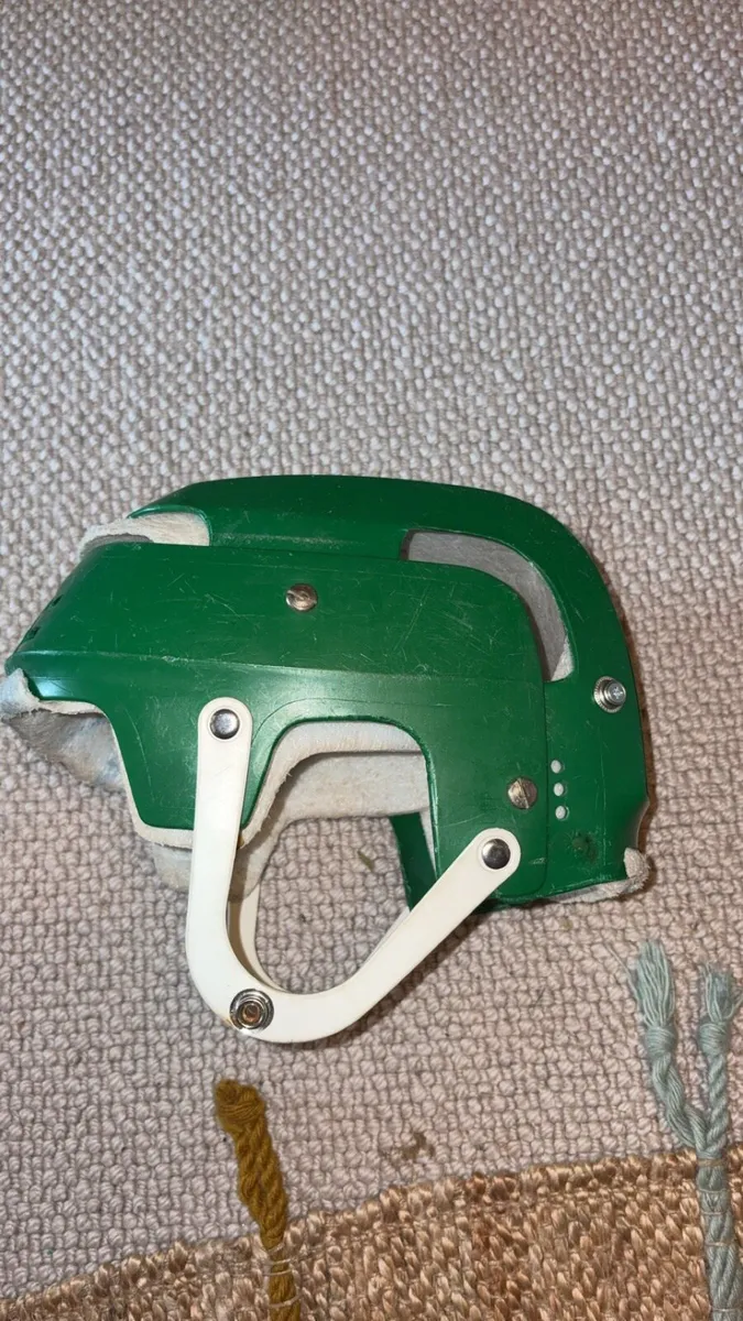 Oldstyle cooper gola helmet - Image 2