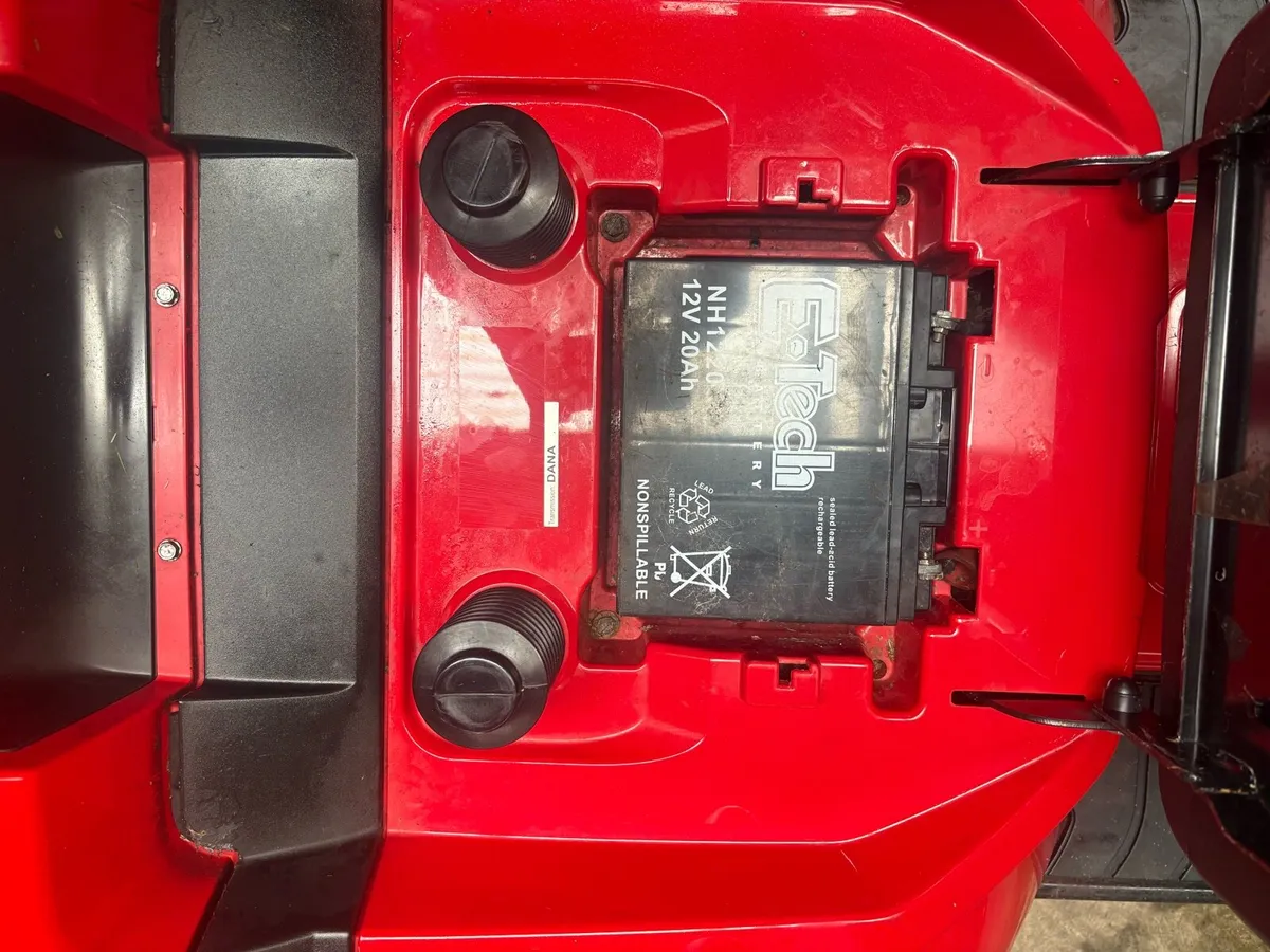 Castle garden lawnmower - Image 2