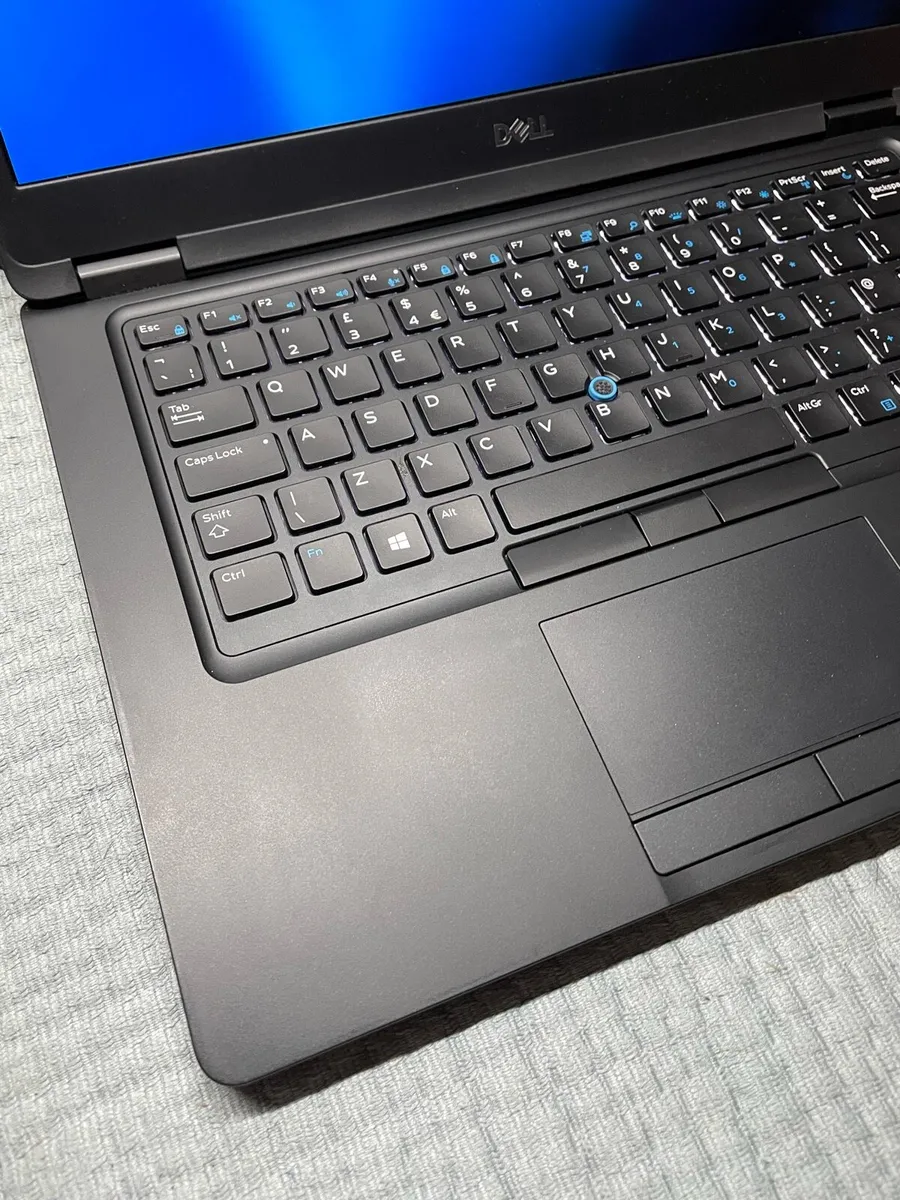 Dell Laptop i5 pro 32-512 windows - Image 3