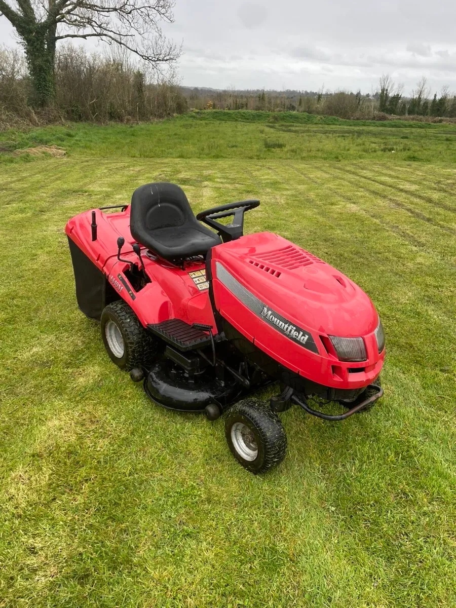 Castle garden ride on mower - Image 2