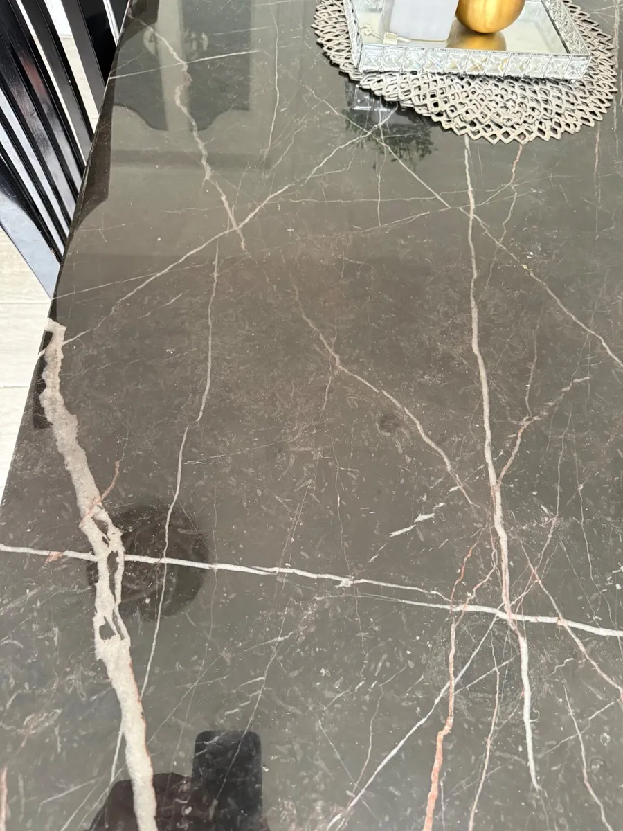 Dining table with 6 chairs - Image 3