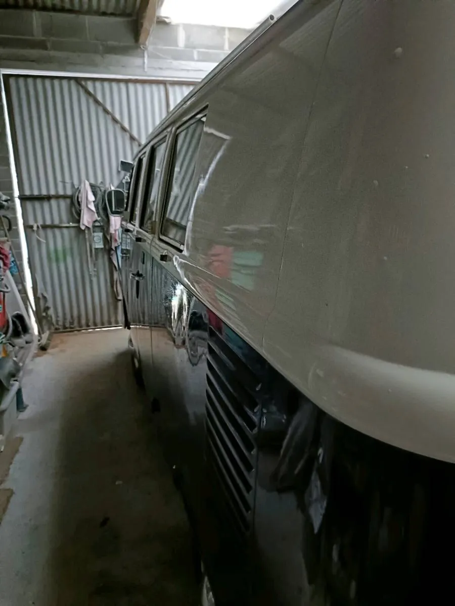 1964 rhd split bus - Image 4