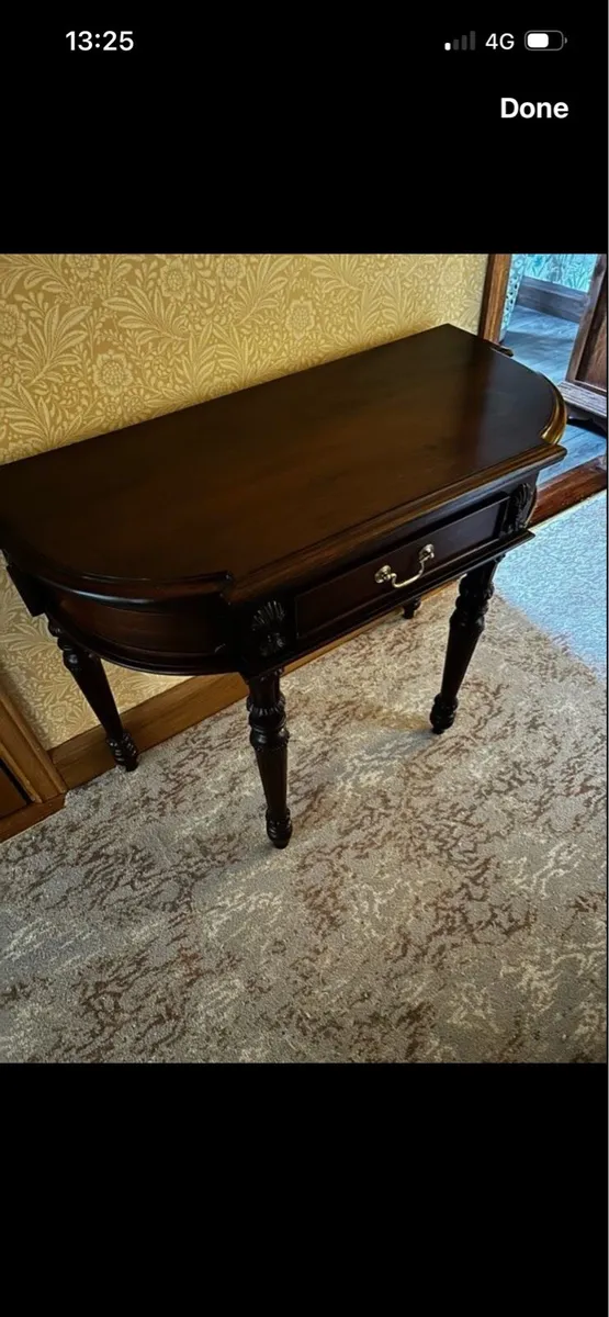 Solid wood table - Image 1