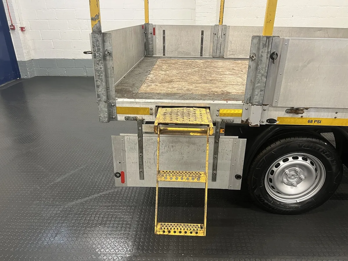 2020 Vauxhall Movano Dropside Van - Image 4