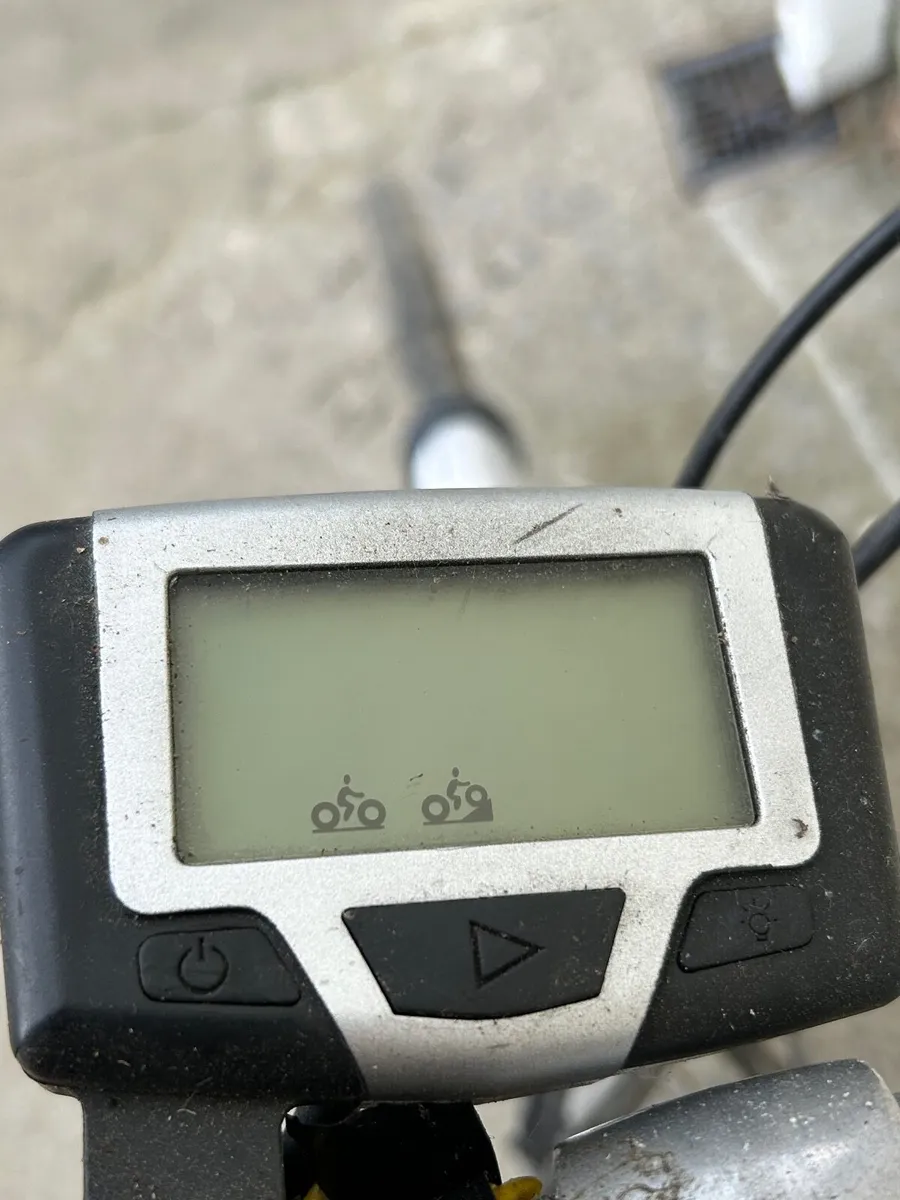 Electric bike - Image 2