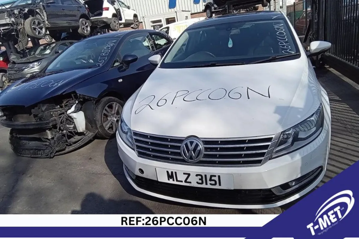 2013 VOLKSWAGEN PASSAT CC BREAKING FOR PARTS - Image 2