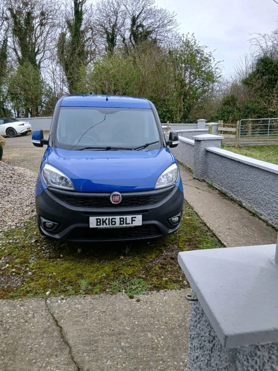2016 fiat Doblo  van - Image 1