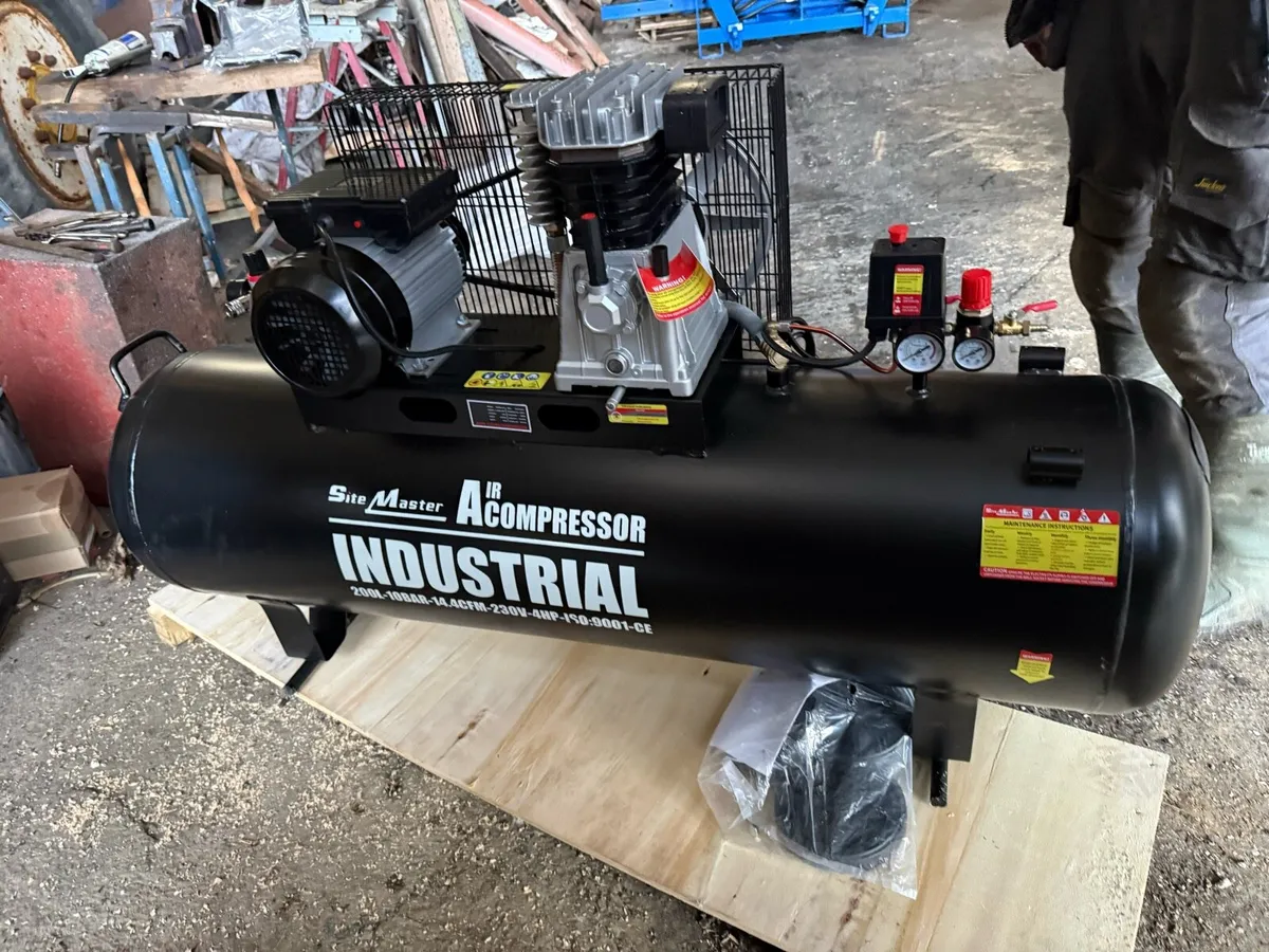 BRAND NEW INDUSTRIAL USE AIR COMPRESSORS - Image 1