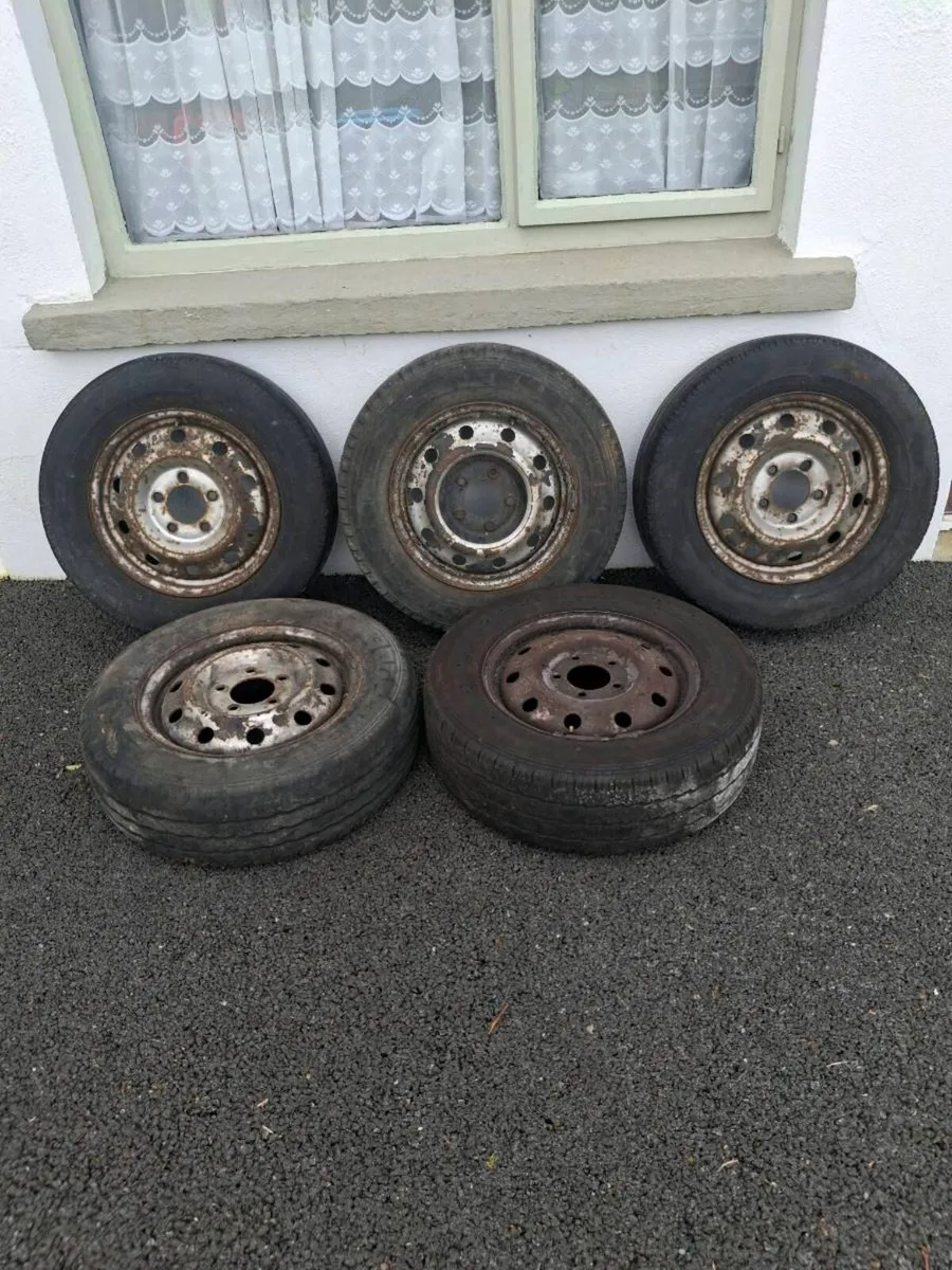 Steel rims and tyres - Image 1
