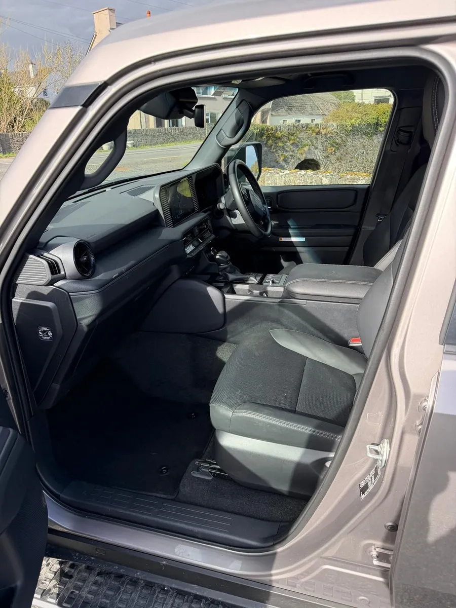 Toyota Land Cruiser 2025 - Image 3