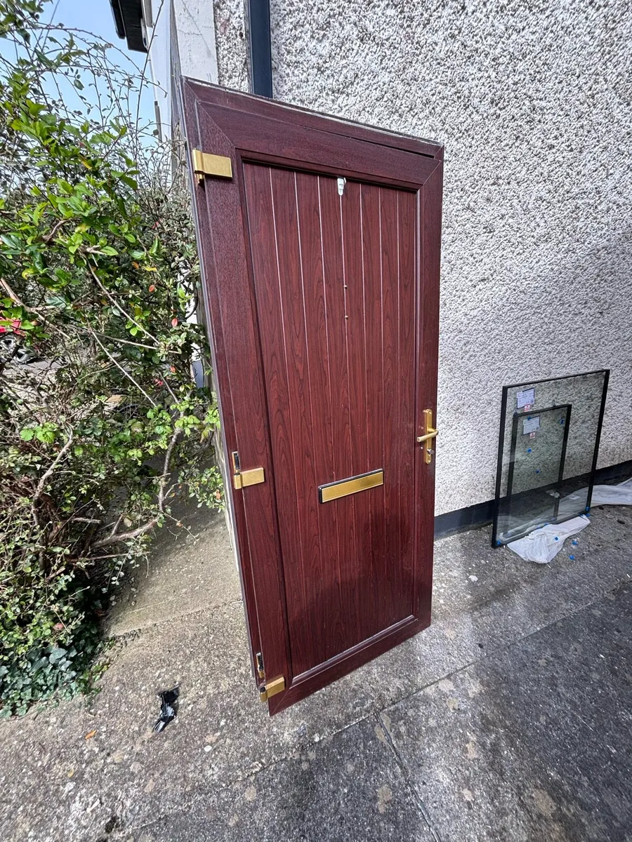 Second hand pvc door