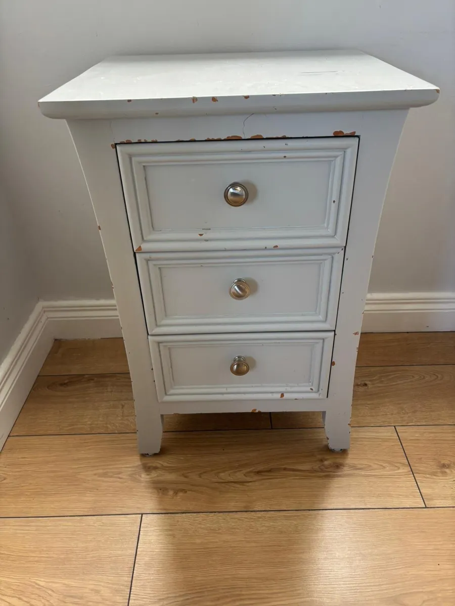 Furniture set - Image 3