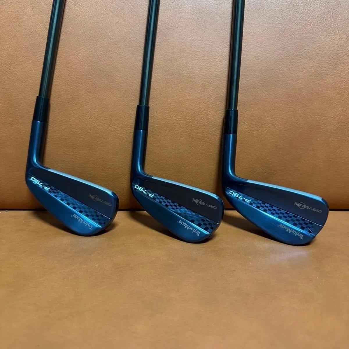 TaylorMade Red Bull P790 set 4~P Modus S flex - Image 4