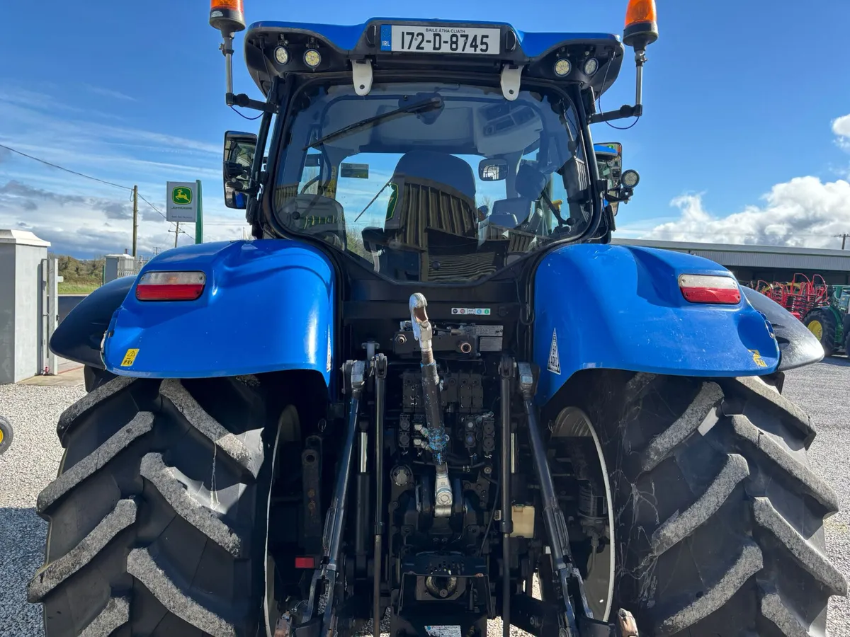 2017 New Holland T7 230 - Image 4