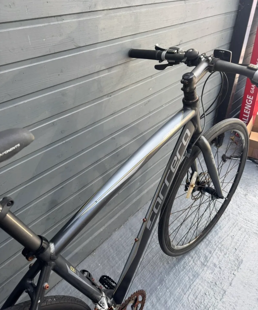 Flat bar road bike Hybrid - Image 4