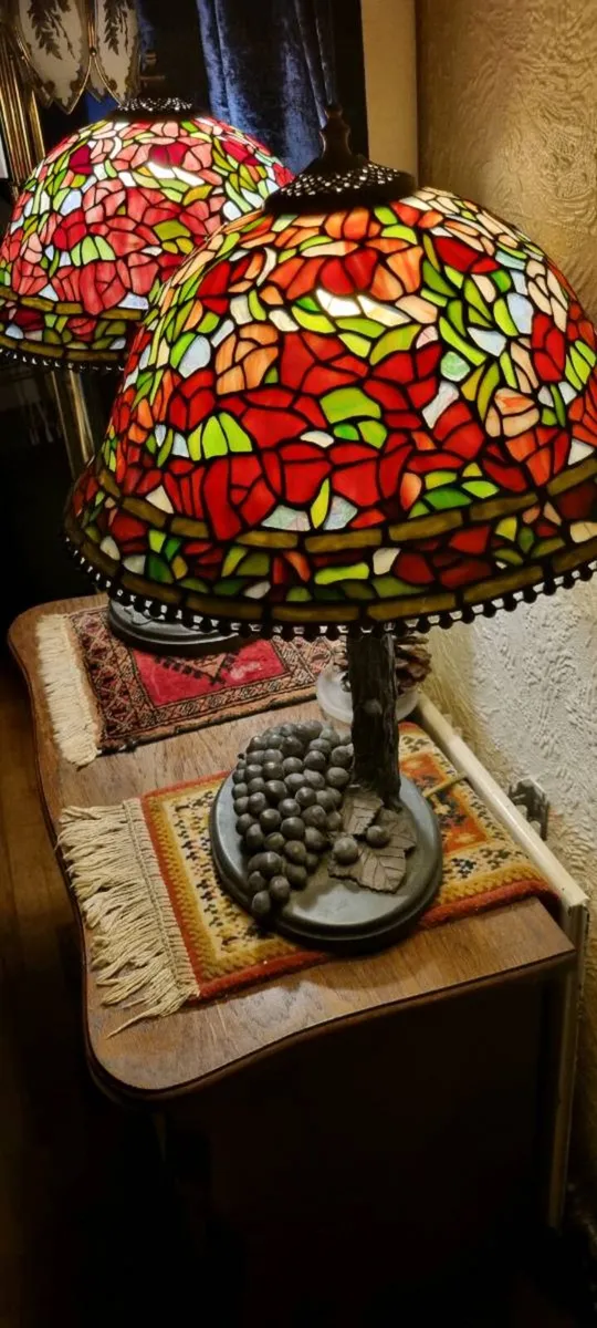 CLASSIC VINTAGE TIFFANY MOSAIC GLASS LAMPS - Image 1