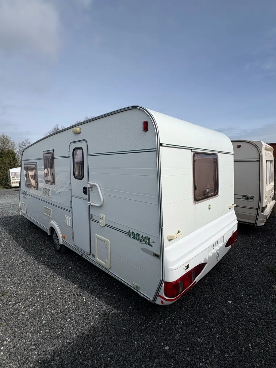 Ace Clermont 4 Berth End Bathroom Caravan - Image 3