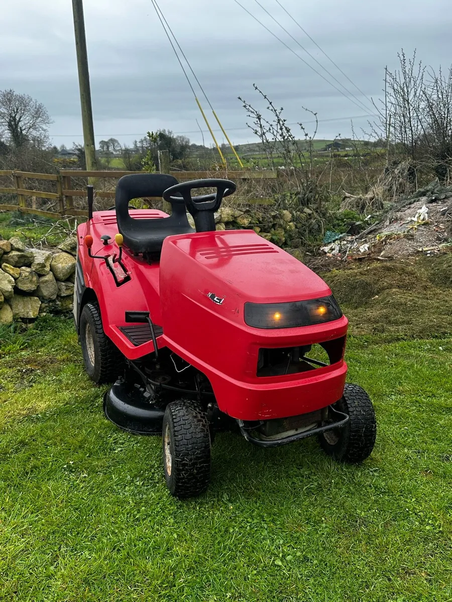 Honda ride on mower Vtwin - Image 2