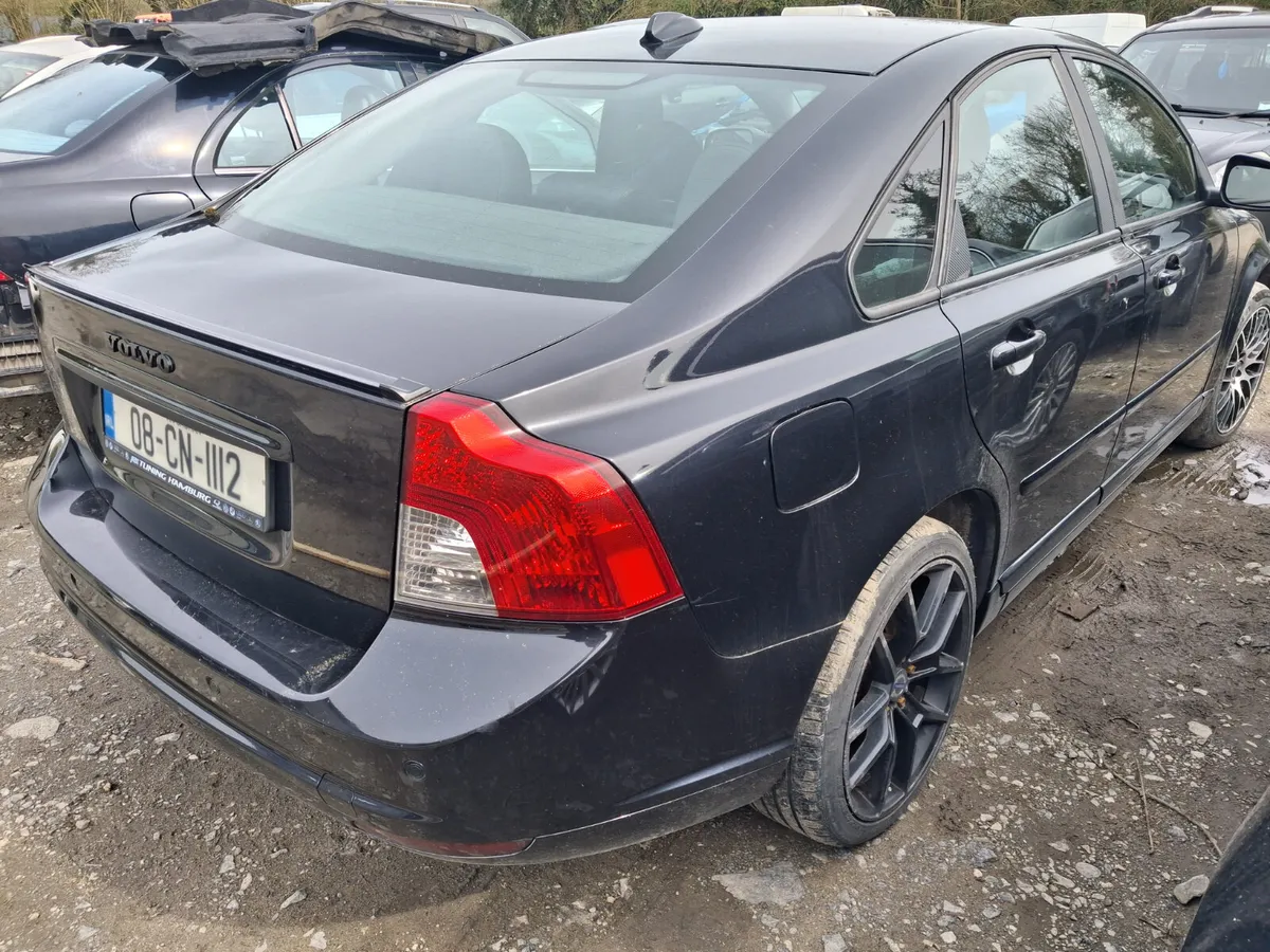 2008 Volvo s40 1.8l petrol parts - Image 3