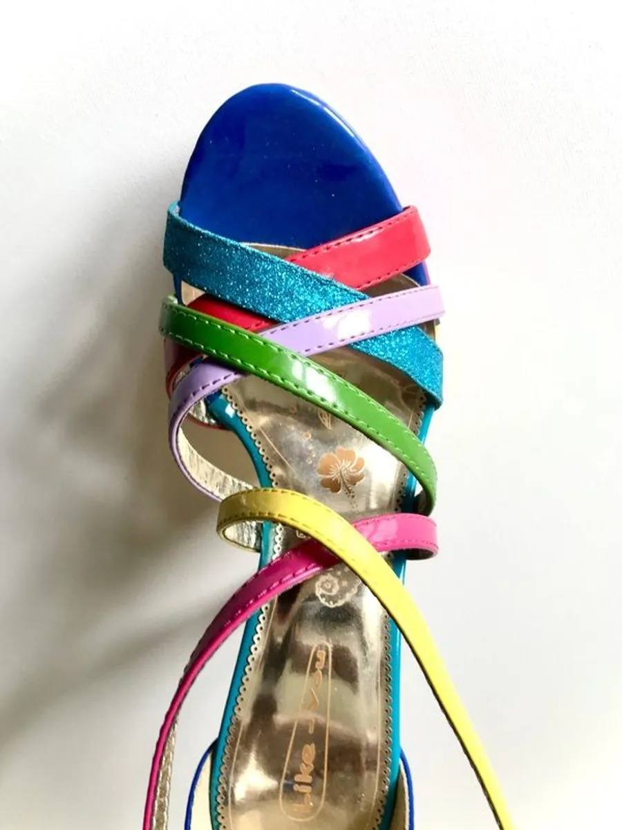 Shoes size 39 - Image 3