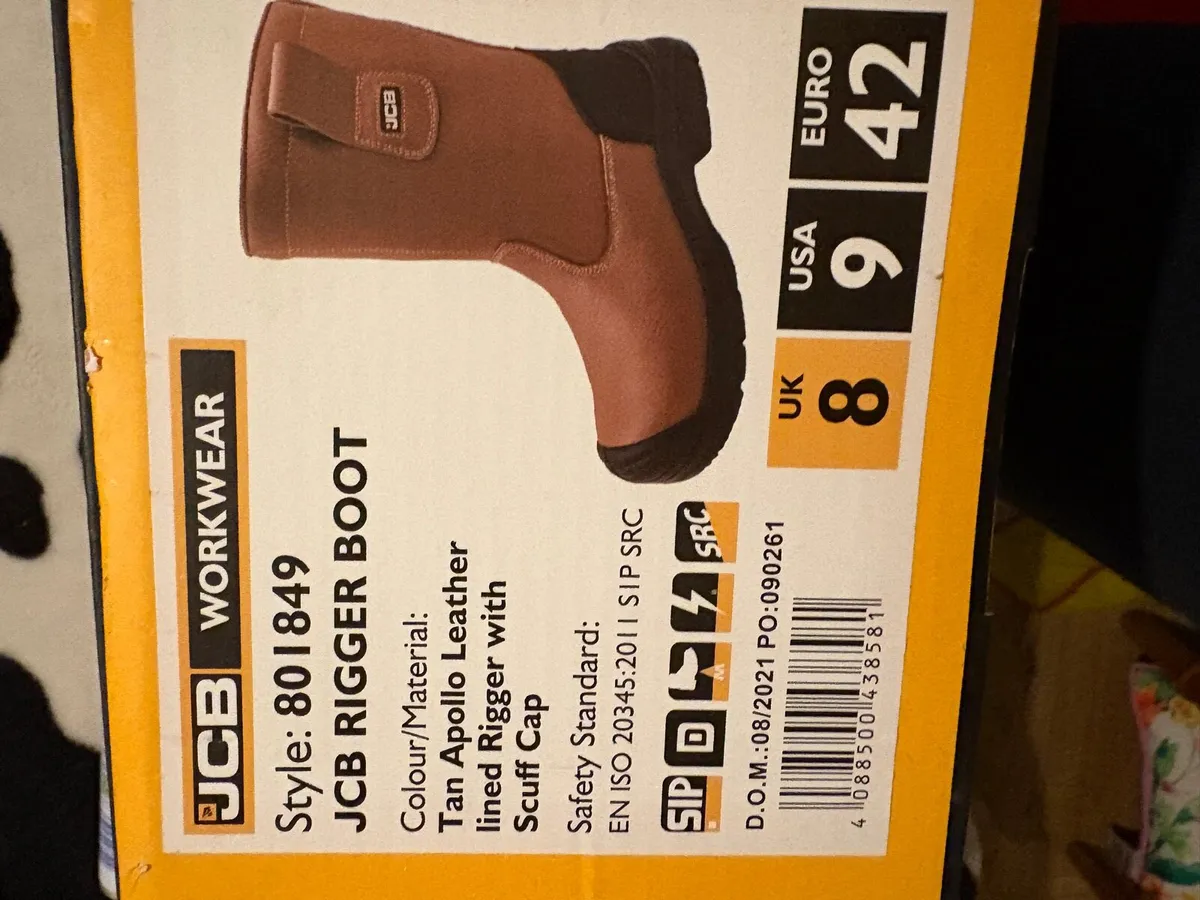 JCB Leather rigger boots size 8 Euro 42 - Image 4