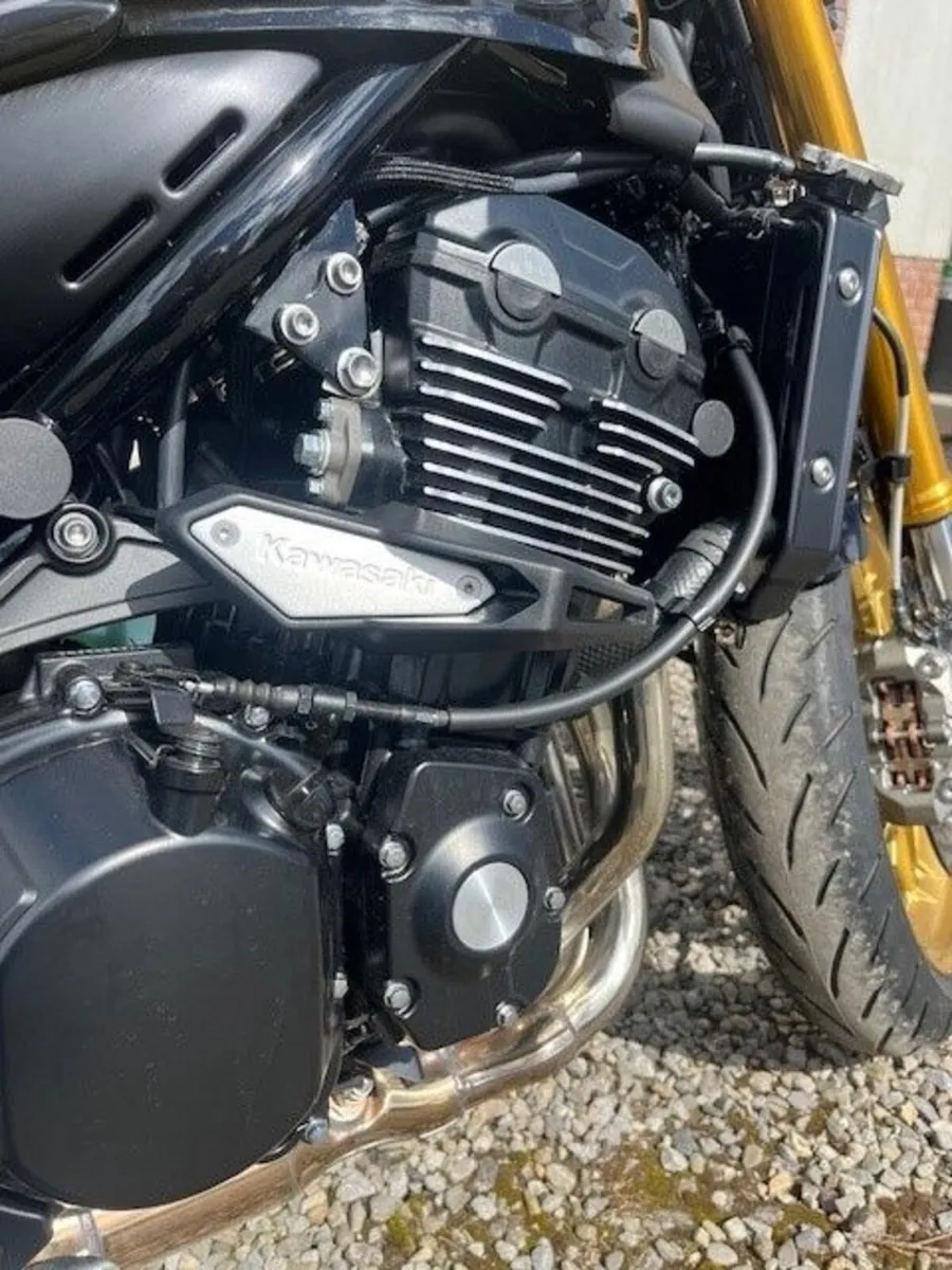 Kawasaki 900RS SE - Image 3