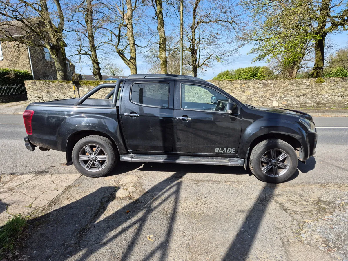 Isuzu D-Max 2018 - Image 4