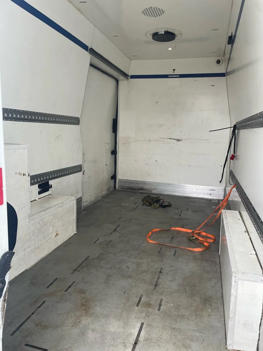 Ford transit - Image 4