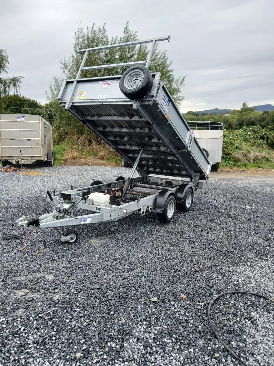 As new 12ft ifor Williams tipping trailer - Image 3