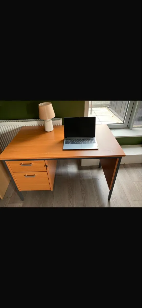 Office/Home desk - Image 3