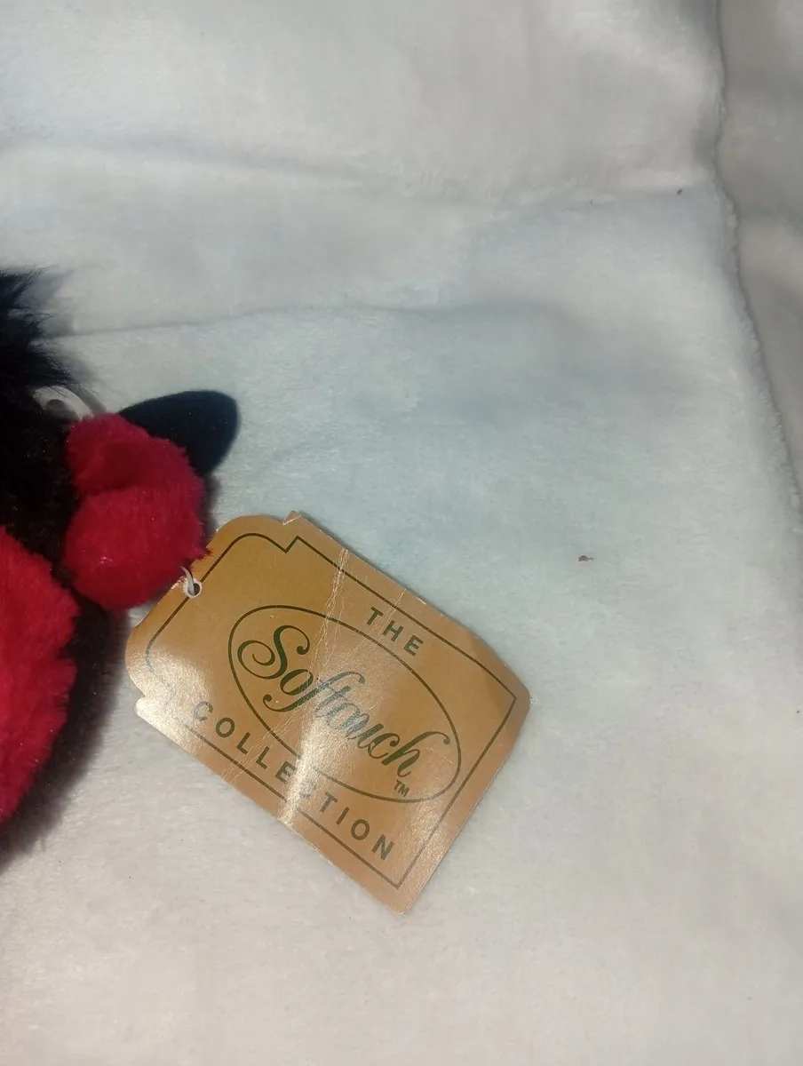 Vintage fred the red mascot for manchester united - Image 3