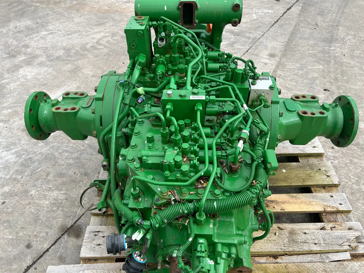 John Deere 5100R Rear End - Image 4