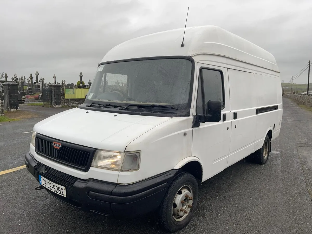 03 LDV Campervan - Image 3