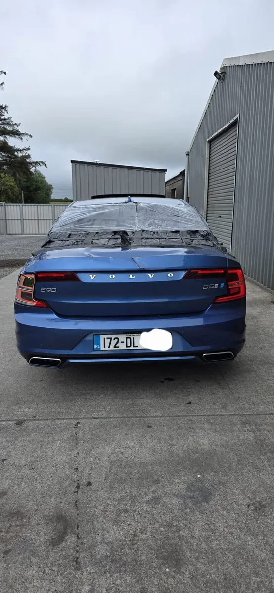 172 VOLVO S90 R-DESIGN AUTO 4WD - Image 4