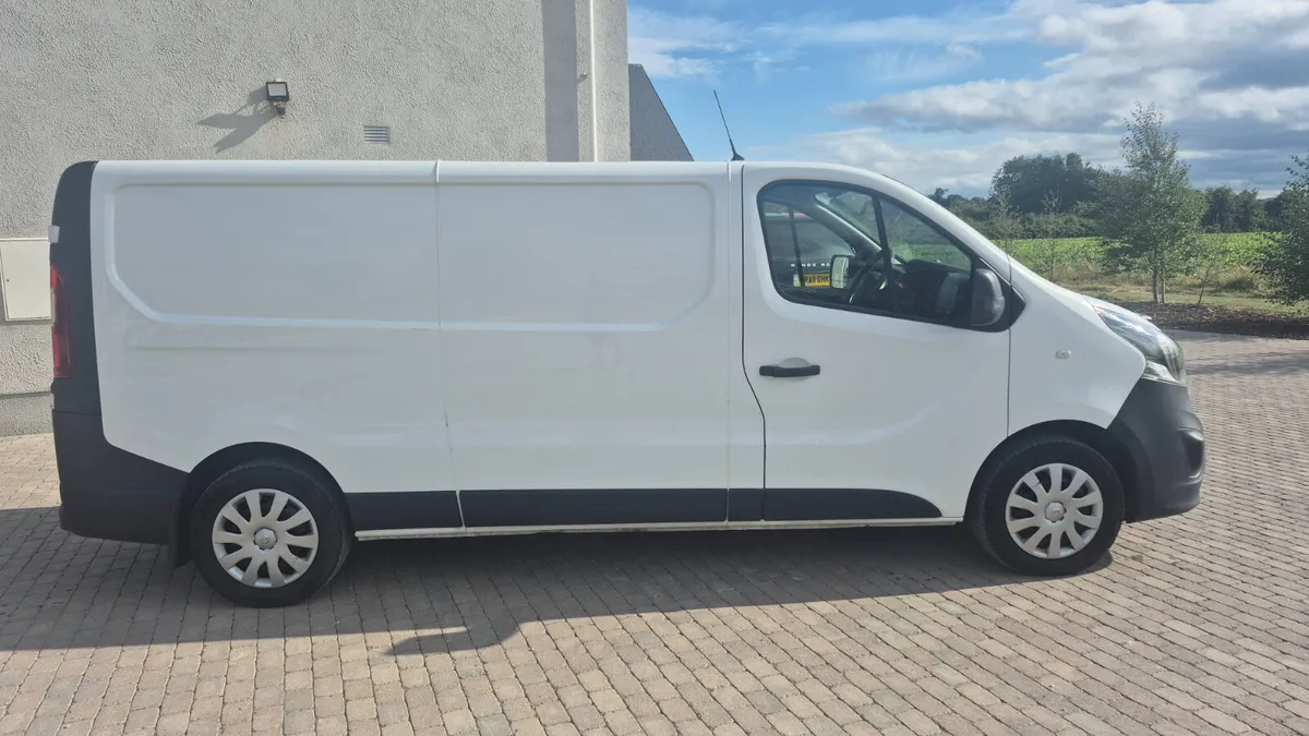 2019 Opel Vivaro LWB - Image 3