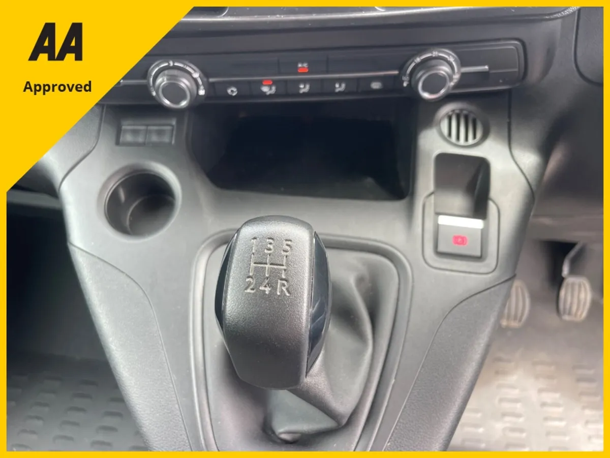 Peugeot Partner PROFESSIONAL L1 B BLUEHDI - Image 4