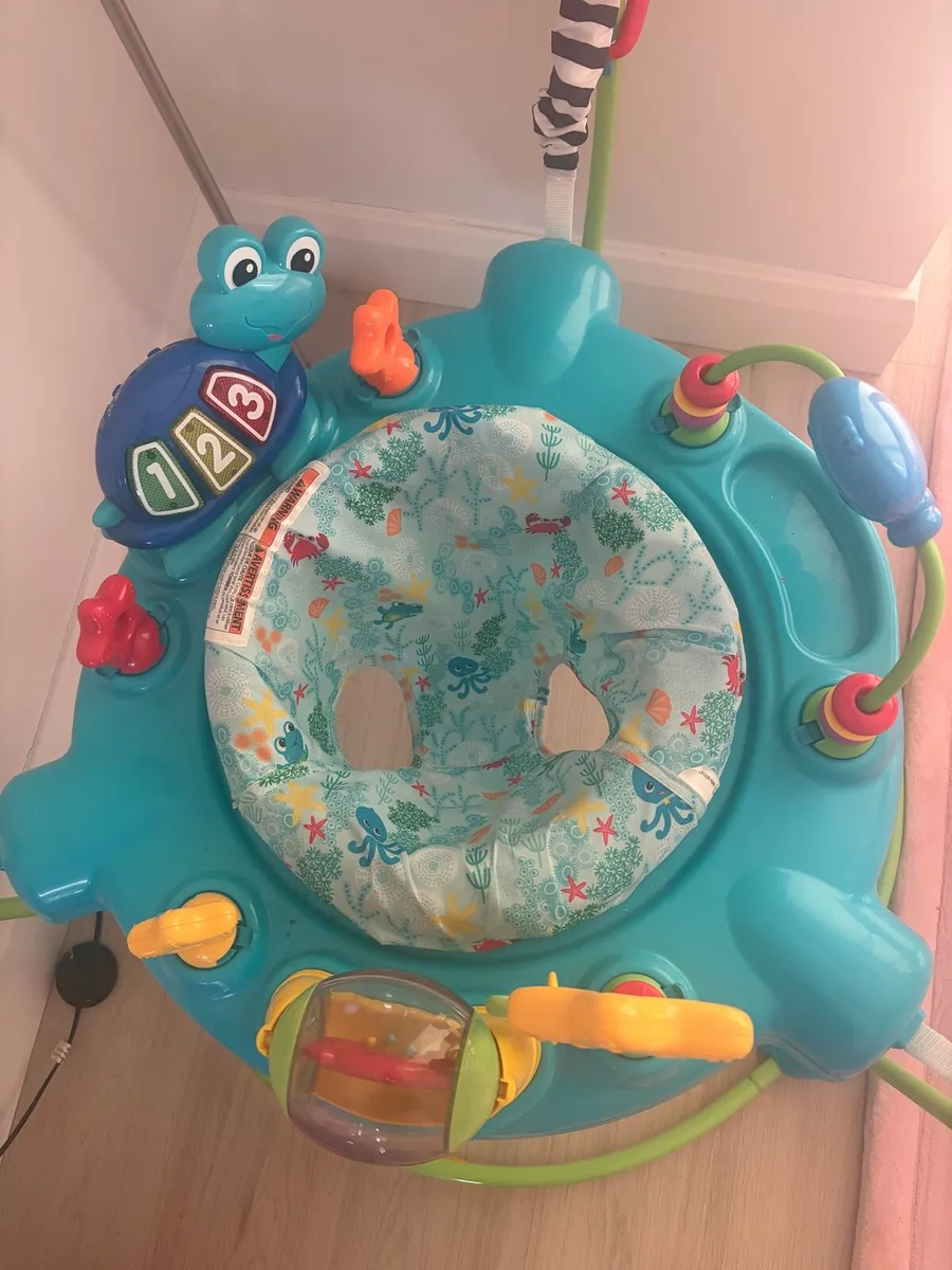 Jumperoo - Image 2