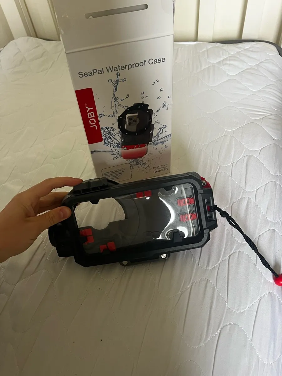 Joby SeaPal Waterproof Case - Image 1