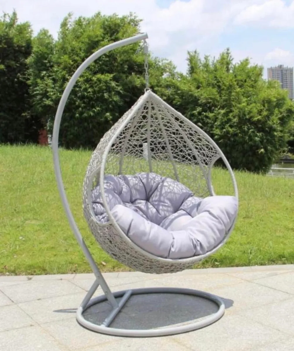 Egg chair - Image 1