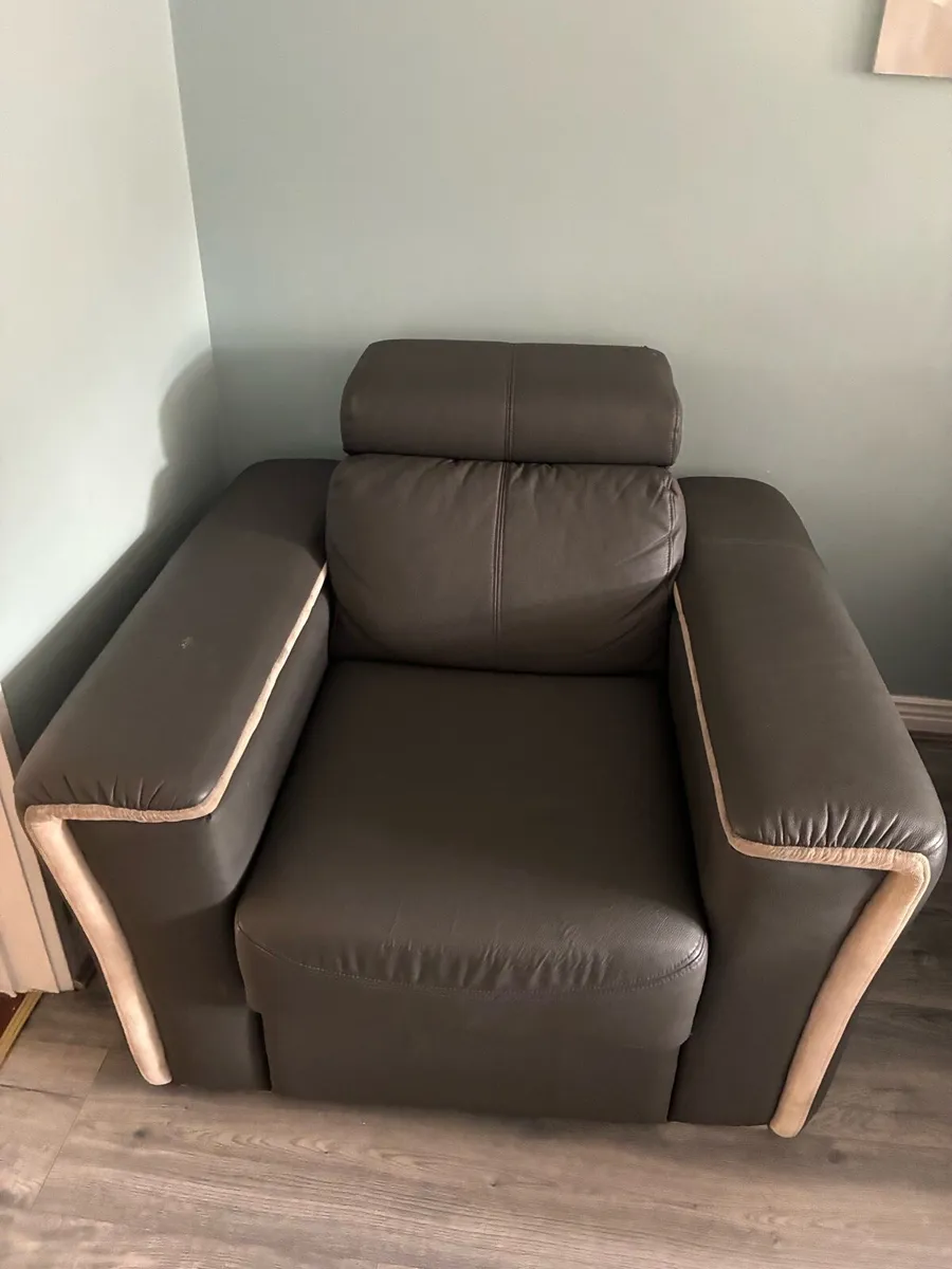 Couch - Image 3