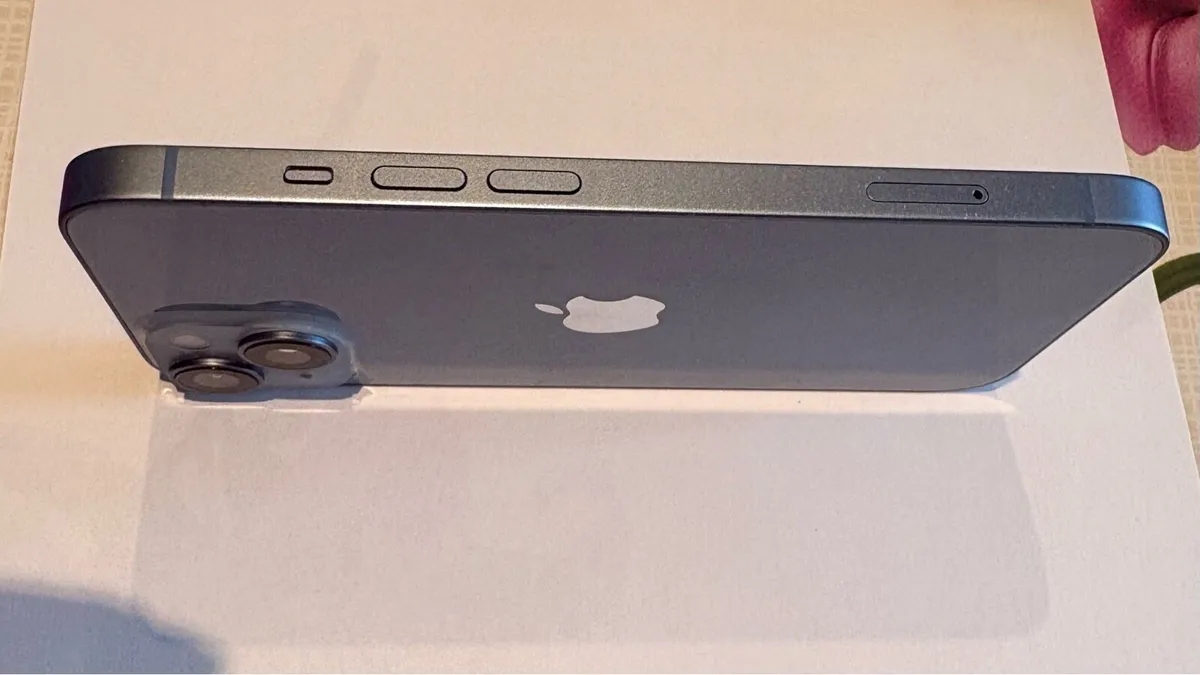 iPhone 14 128gb - Image 1