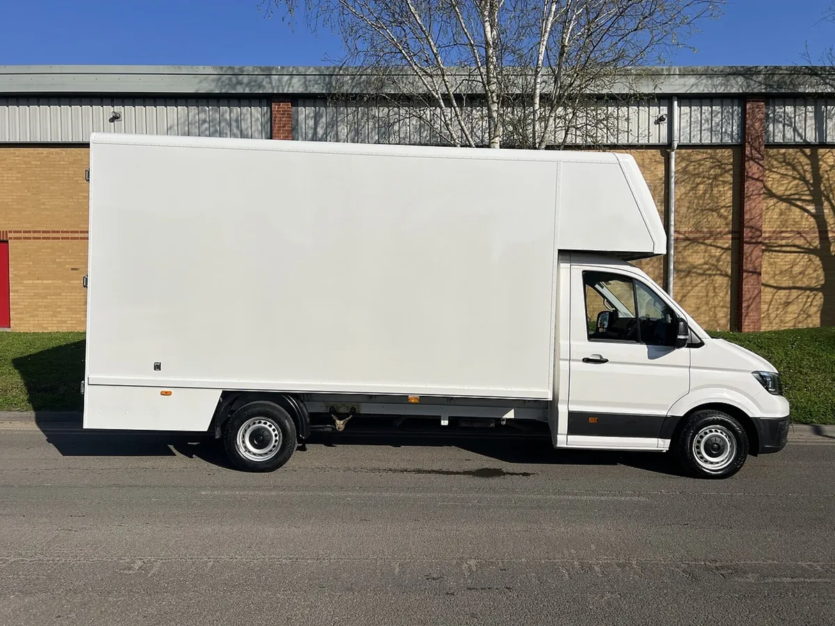 VB - 2019 Volkswagen Crafter Luton Box Van - Image 1
