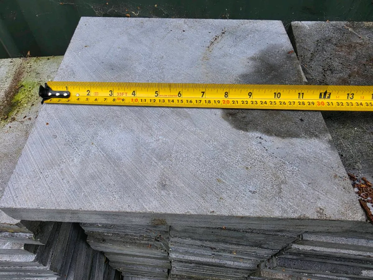 Paving Slabs 300 mm x 300m X 40 Mm - Image 3